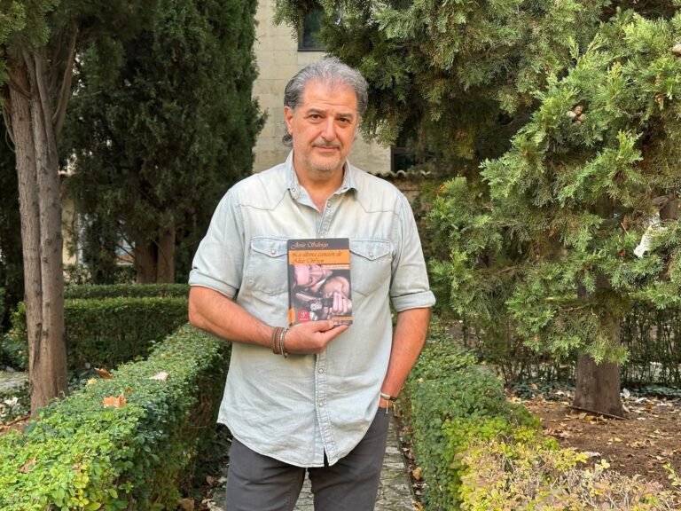 Jesús Salviejo, escritor: «Autores, libreros y editores de Castilla y León deberíamos tejer complicidades y desterrar los egos pequeñitos»