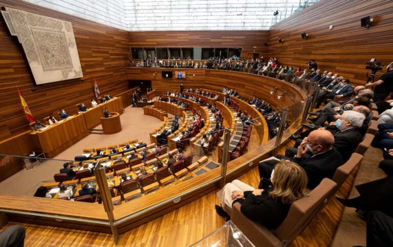 Cierre de legislatura en Castilla y León: el adiós de los que se fueron