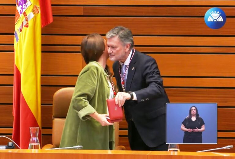 Castilla y León renueva el título de alumna aventajada del binomio  PP-ultraderecha