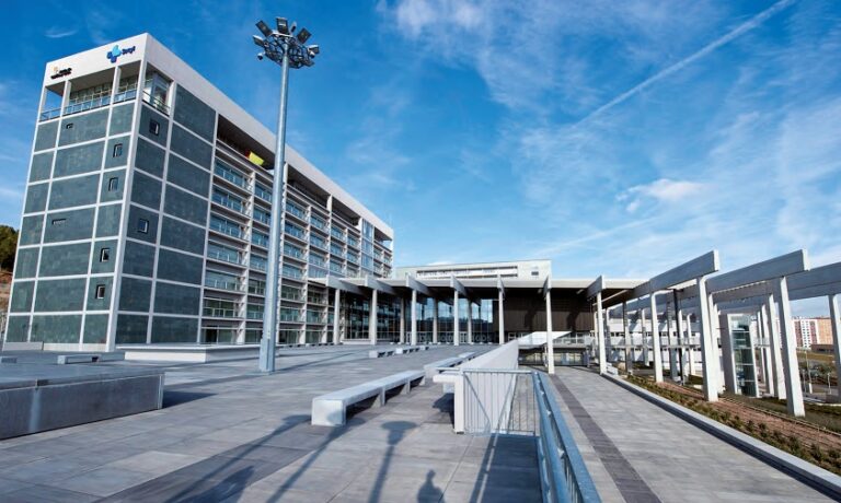 Un juzgado de Burgos investiga como homicidio imprudente la muerte de dos pacientes de cáncer en el Hospital Universitario